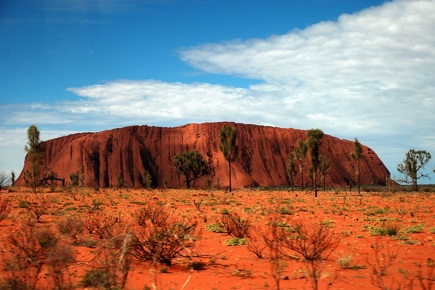 sydney-ayers-rock-cairns-2748_0.jpg